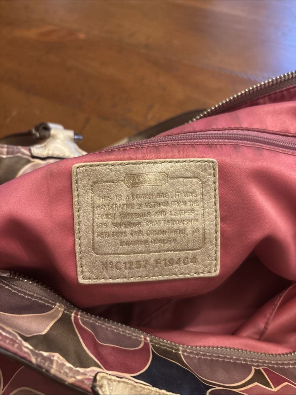 Coach Signature Scarf Sateen Tote Pink - Picture 7 of 8
